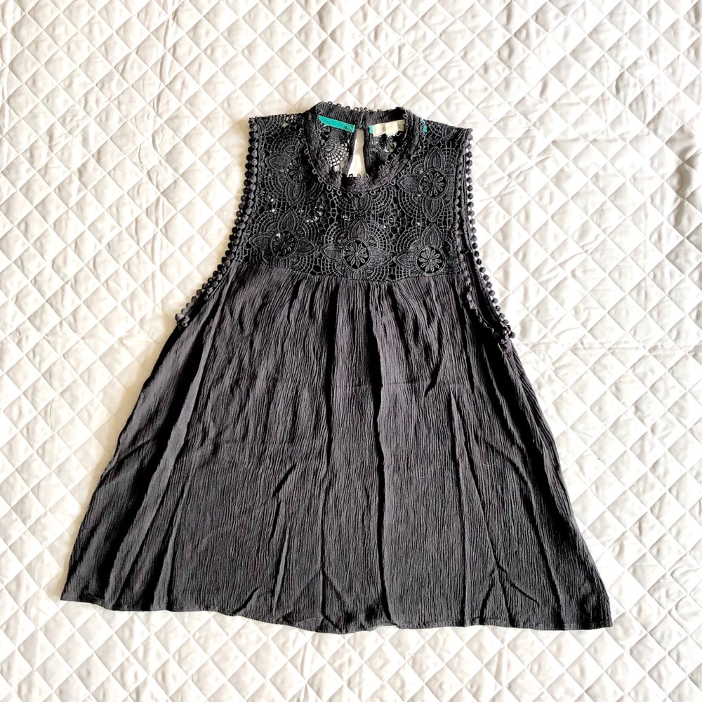 Charcoal tank top, crochet, gauze